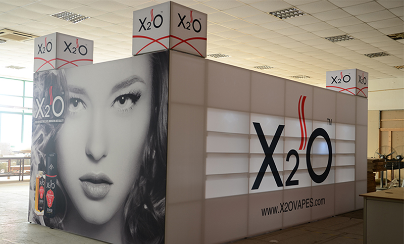 X2O 化妆品展台